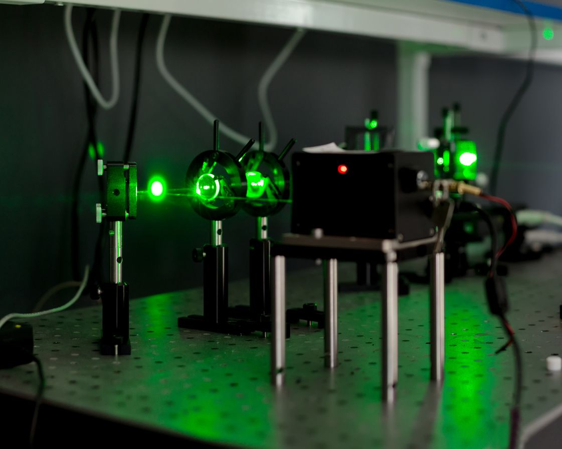 nanosecond pulsed laser