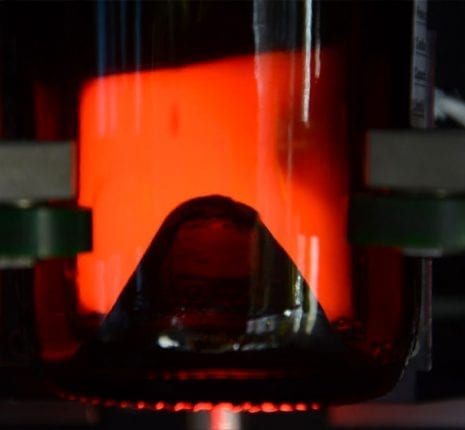 Infrared machine vision lighting in glass bottle inspection